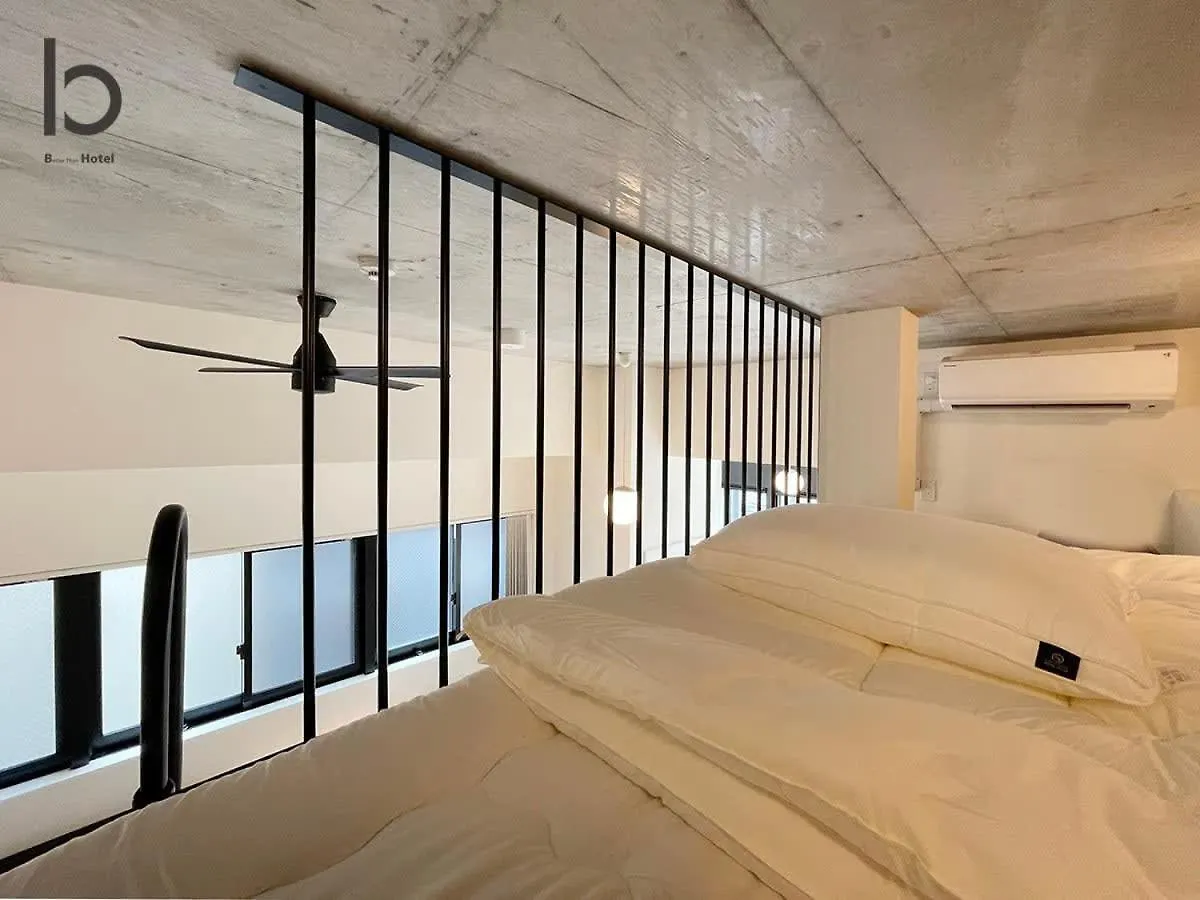 Апартаменты Bhotel Nekoyard - Contemporary Loft Studio Near Peace Park Хиросима