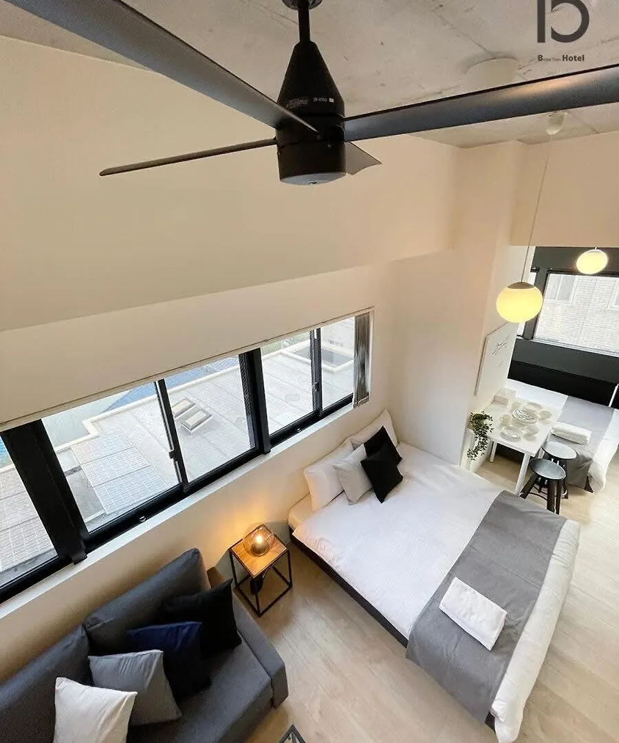 Апартаменты Bhotel Nekoyard - Contemporary Loft Studio Near Peace Park Хиросима